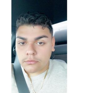 Meet your Posher, Cesar